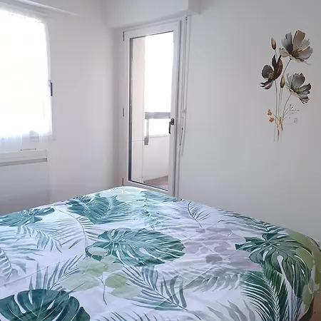 شقة 2 Beds, Modern Building, With Mobile Ac, Paris Expo, 7' Metro 2 Steps To Paris